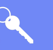 Verloren: kleine etui met daarin een huissleutel